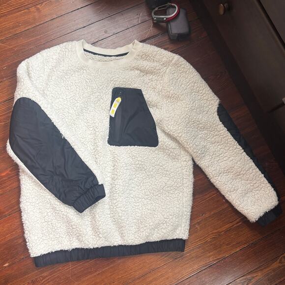 UGG Niko Sherpa Pullover Sweatshirt - Picture 1 of 3
